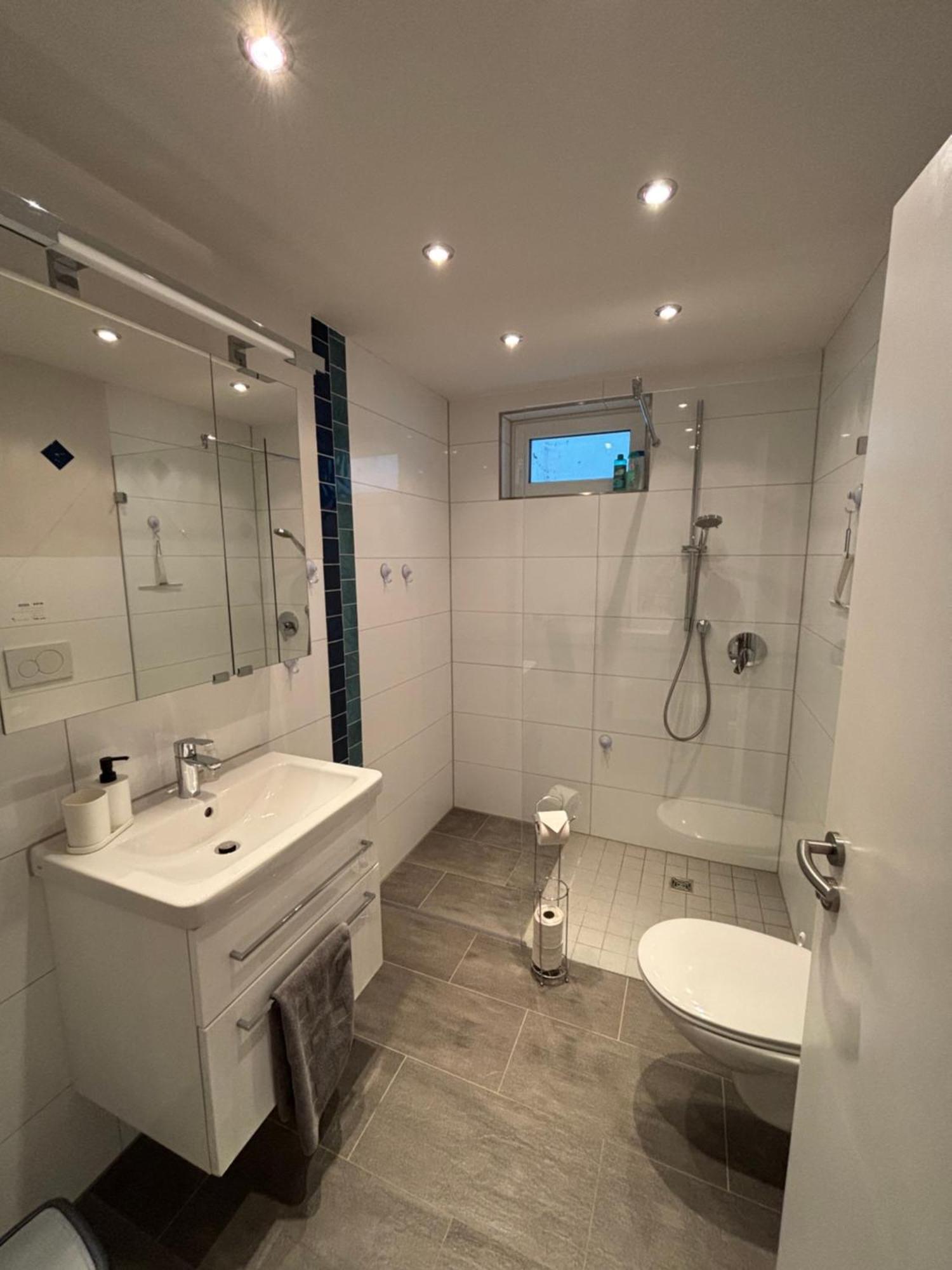 Charmante Ferienwohnung Fuer 2-3 Gaeste Wuerzburg Höchberg Exterior foto